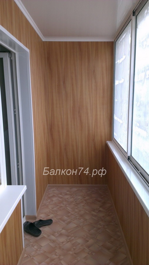 Plastikovyi Balkon